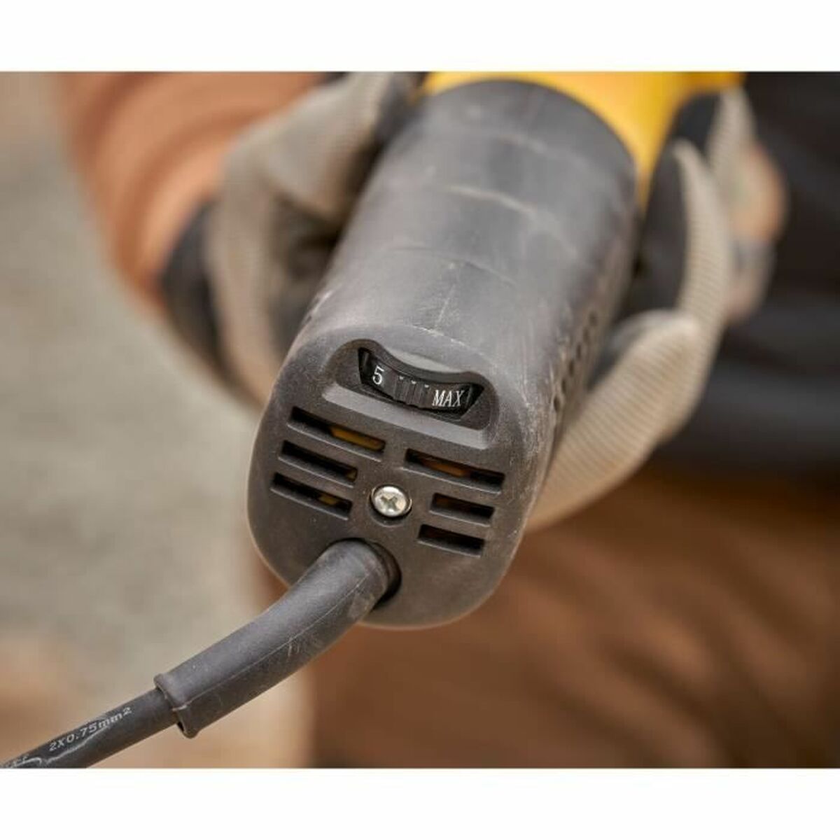 V4HBC6975745C64C3A6E6E5CFD0870B4B0FR5770973P4