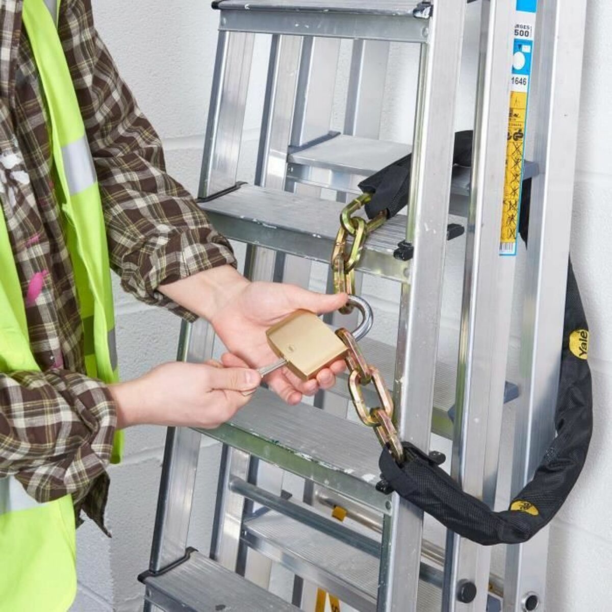 V5H23192456C898CA1FB3DE2F8BF0C89744R6837956P5