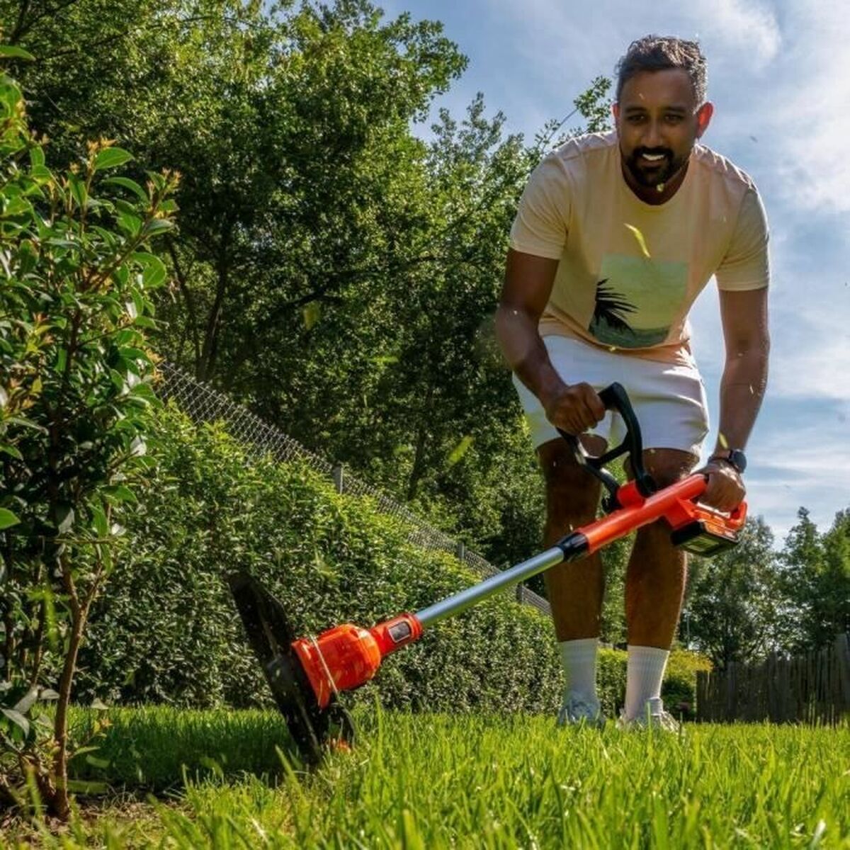 V6H87082A06BFB439EE7E111C956E4F3D01R6206558P2