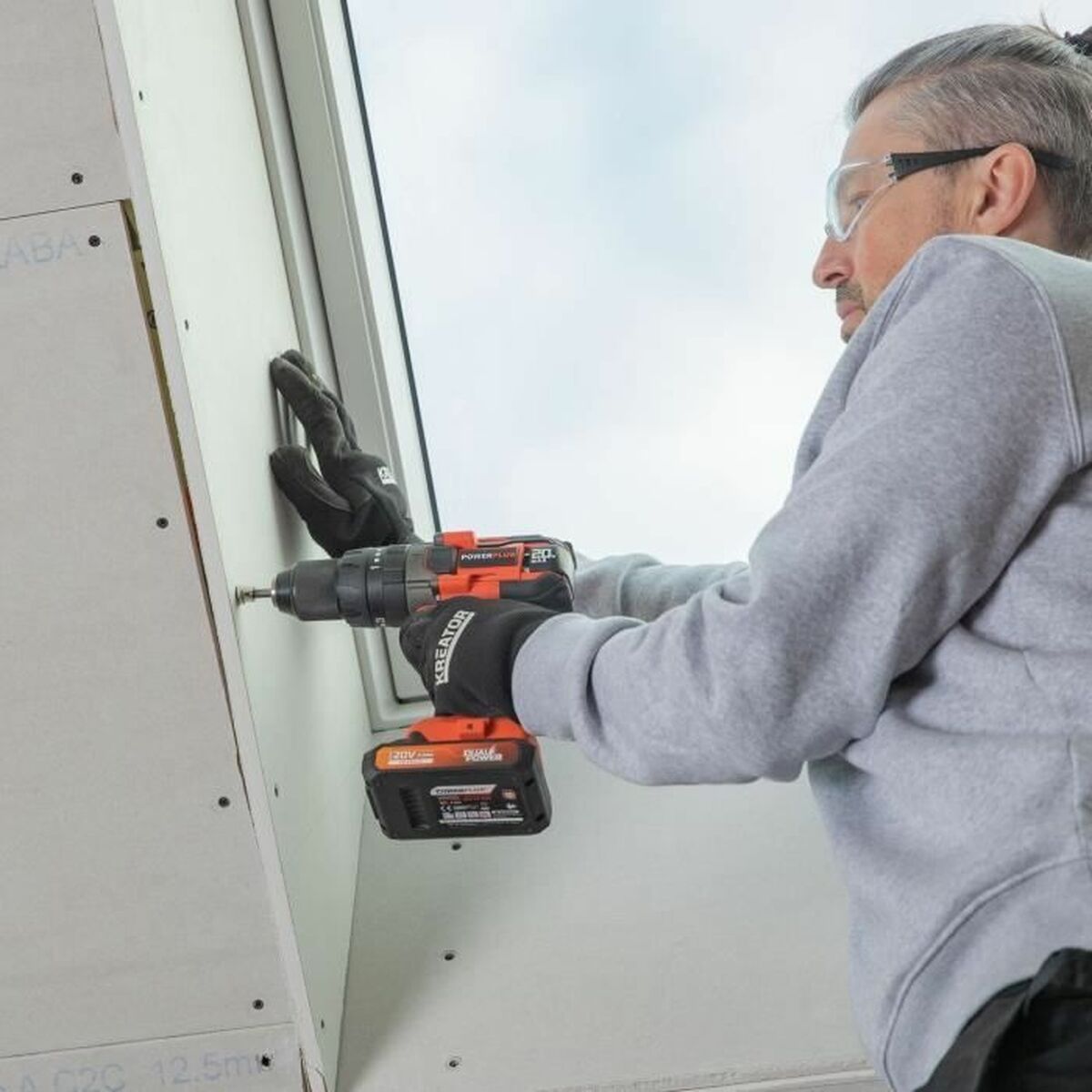 V3H78663AFC5A7128AF795DBDB64D0CC64BR7269543P2