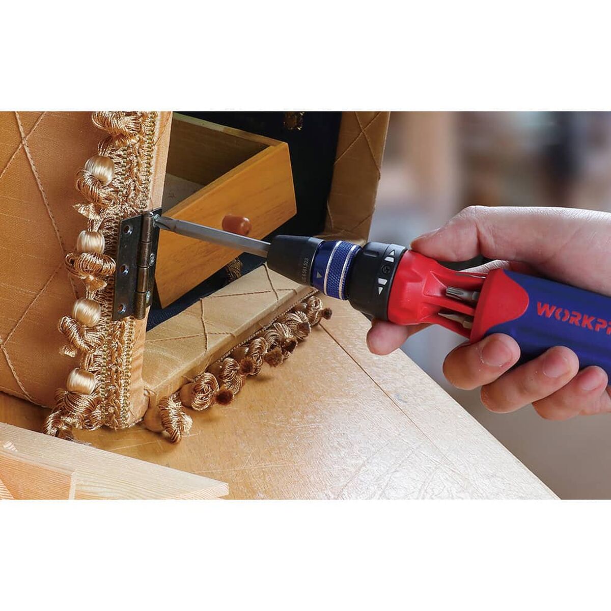 V3HD0B73CF049BA1CAC9366A7567F2B6297R7149576P3