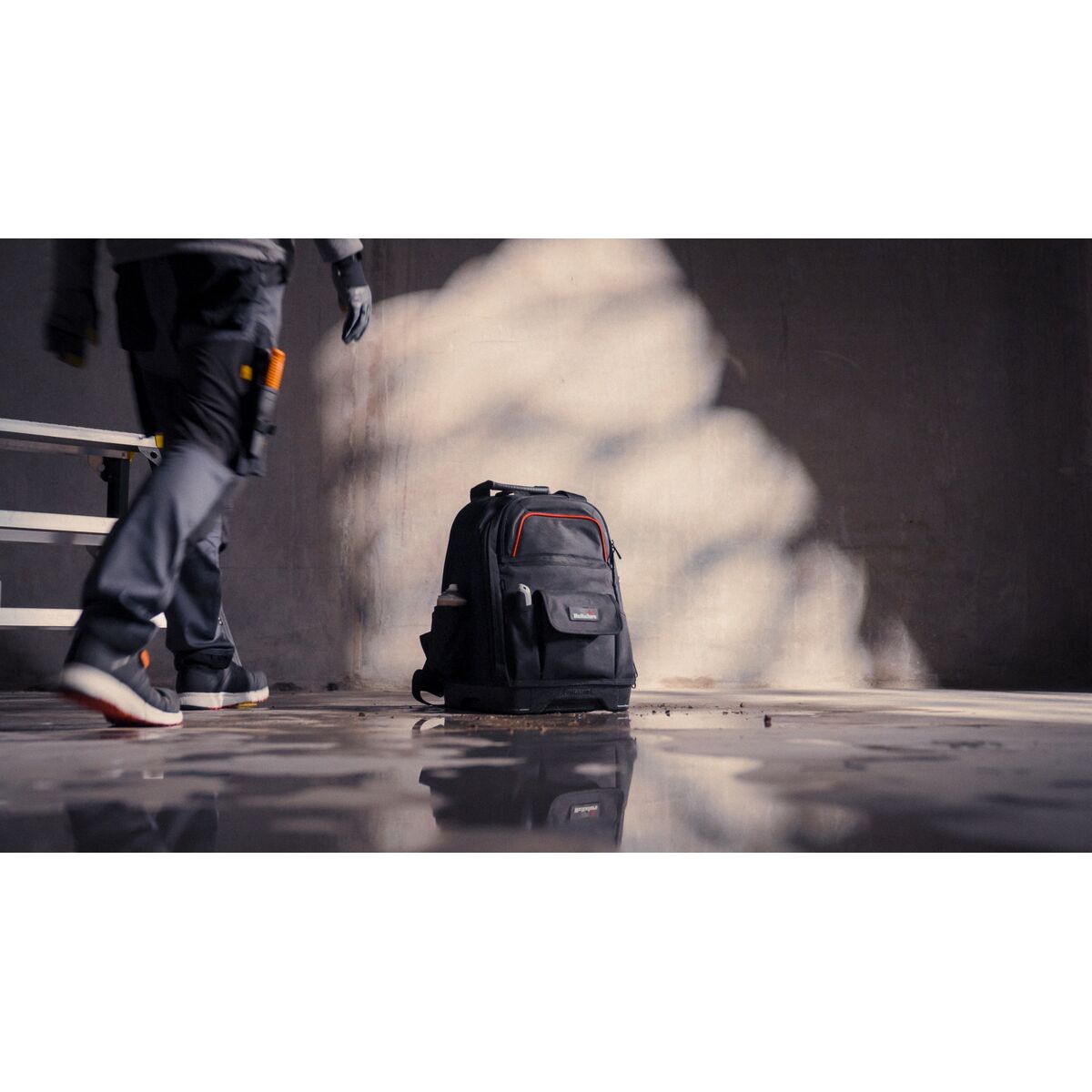 V3H95141AD11F4A59F27D95AC4B6E26CF7CR7216297P9