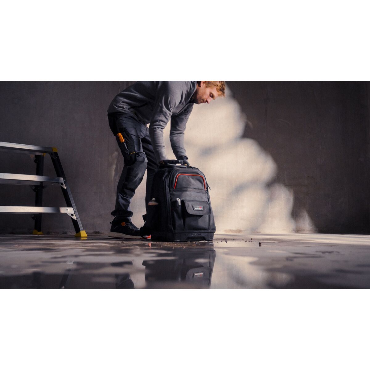 V3HDD8B7D83EE3DB405D398E5FEBFBAD107R7216300P10