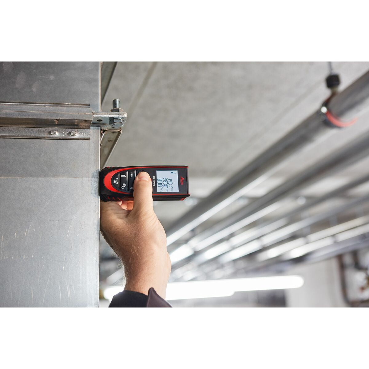 V4H1784878A8AC08E4F8D63B47F8343730FR6623527P8