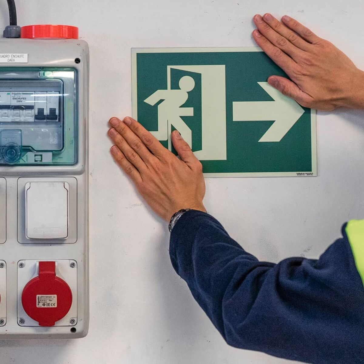 V3HE6415CE56AC3CC2BF413B2A4C837C9F3R7426969P9