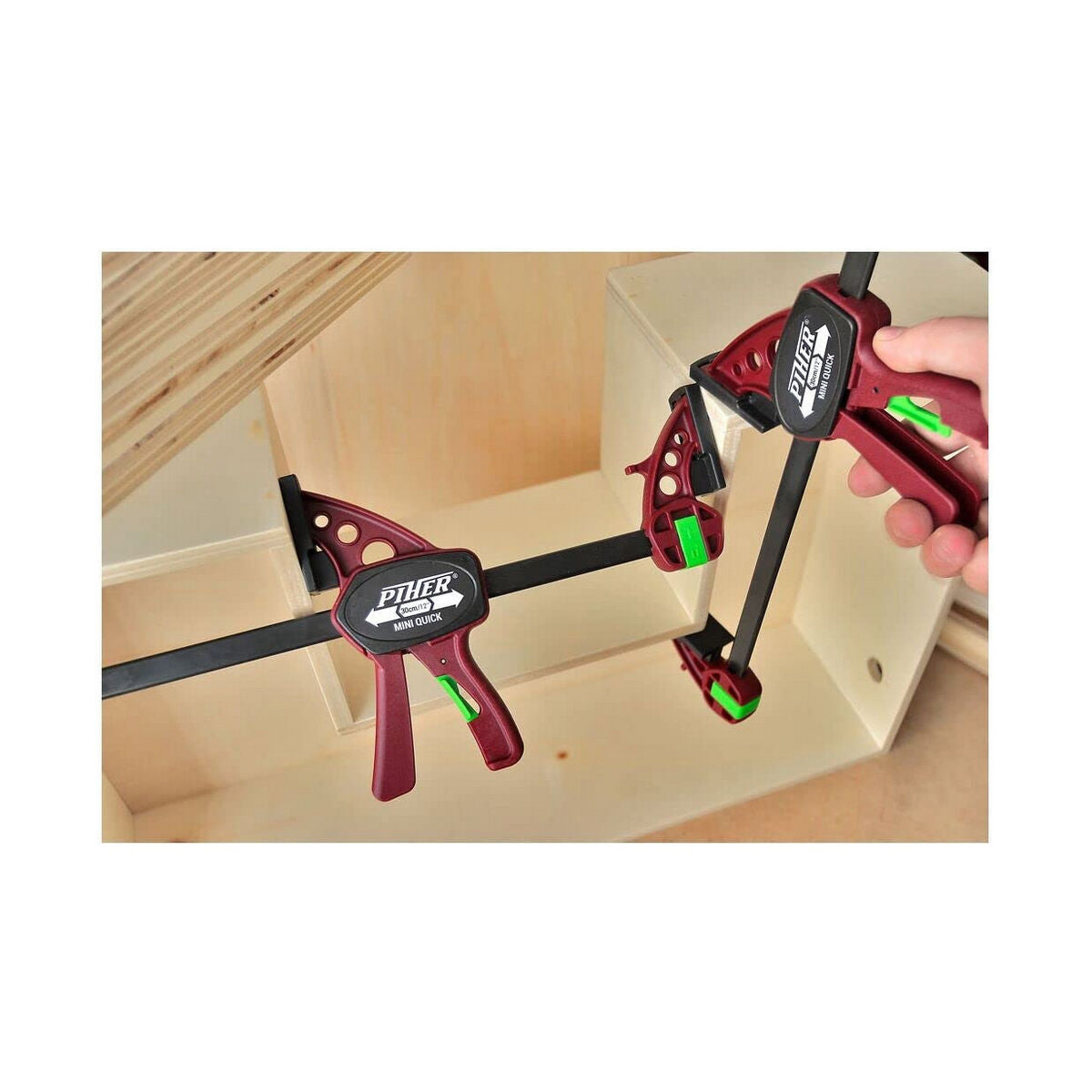 V9H04EA1B2BD6496CF7B093FEECD07DC54AR3453865P4