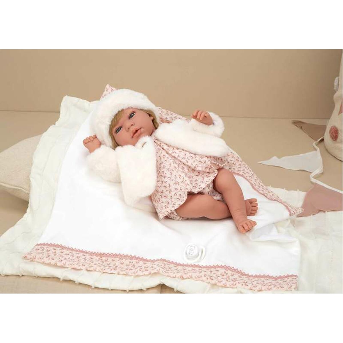 V5H05E1E0FBF9B8BA33A82C1323CAA37402R5561813P2