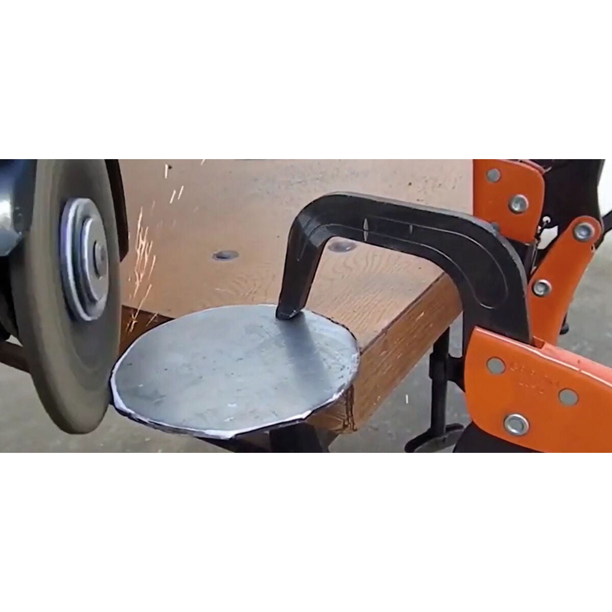 V3H07F1086747B300DFF5493BE4BAC6CDF9R7370514P3