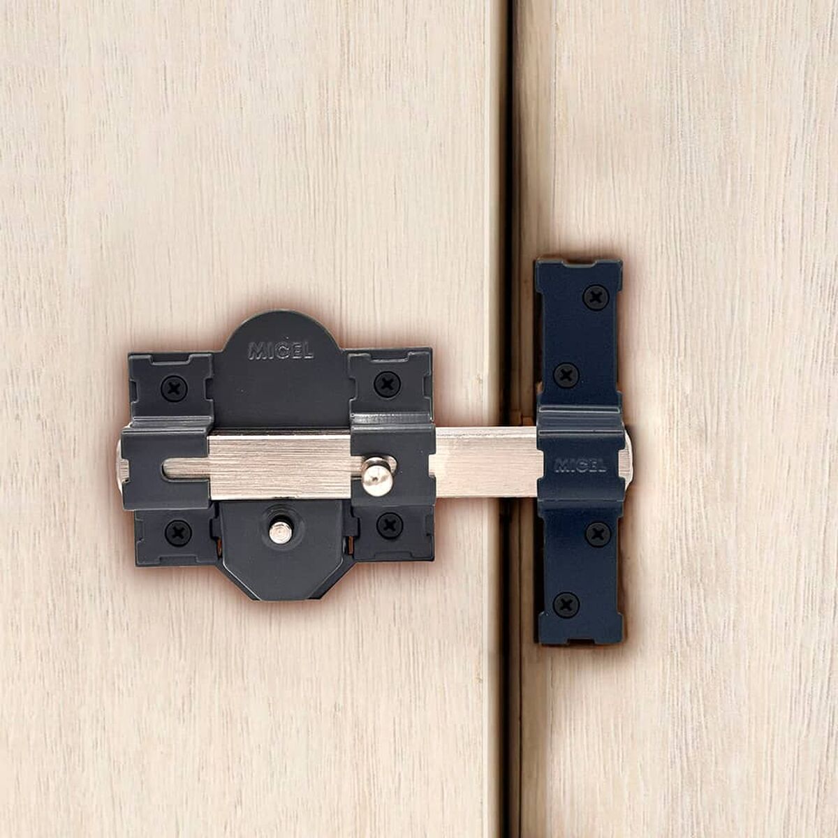 V3H0B2093C933F561AD37E4C2576EA4F306R7419939P3