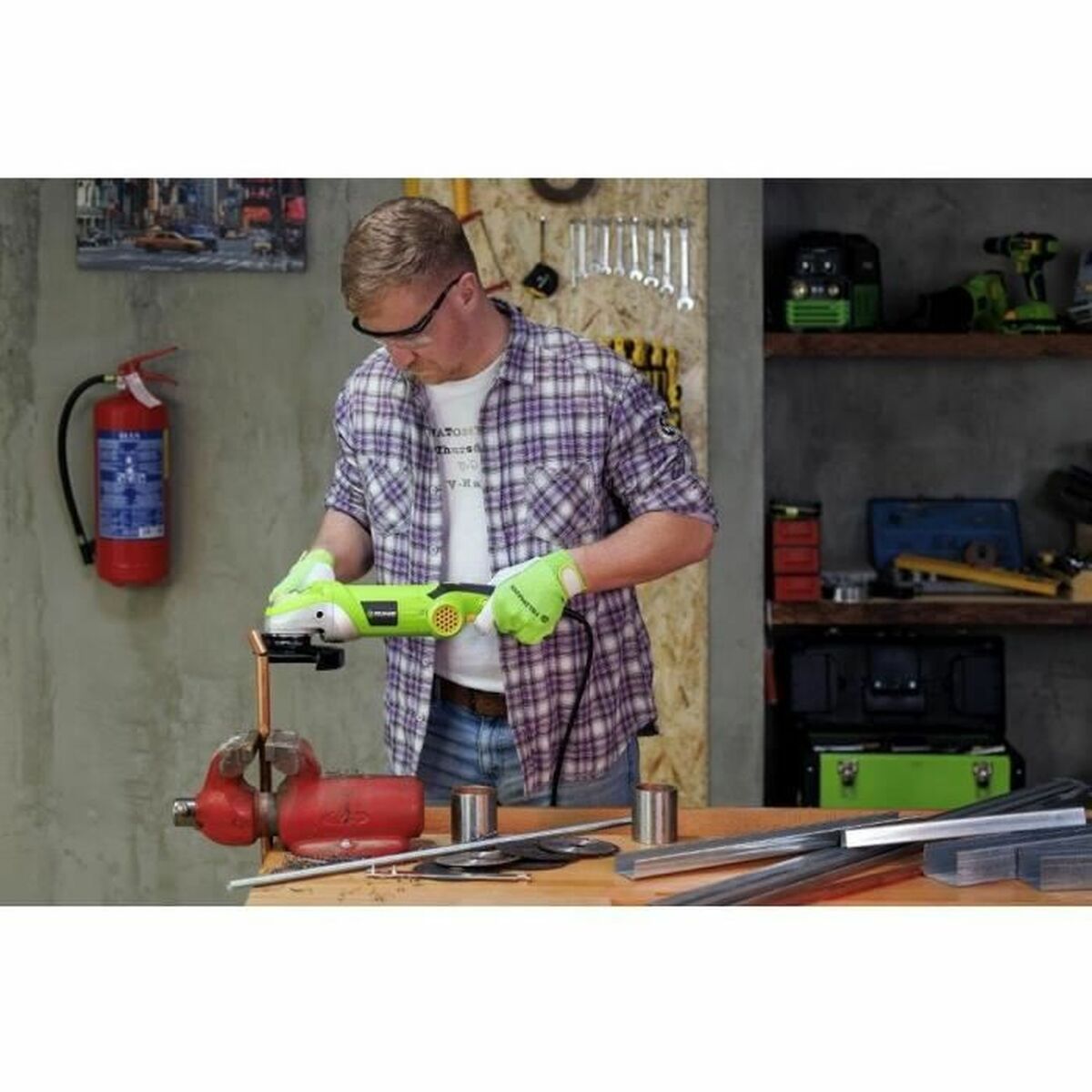 V2HFF19B2CAF0473A5FAF17D16A7B0DC3D1R7141372P5