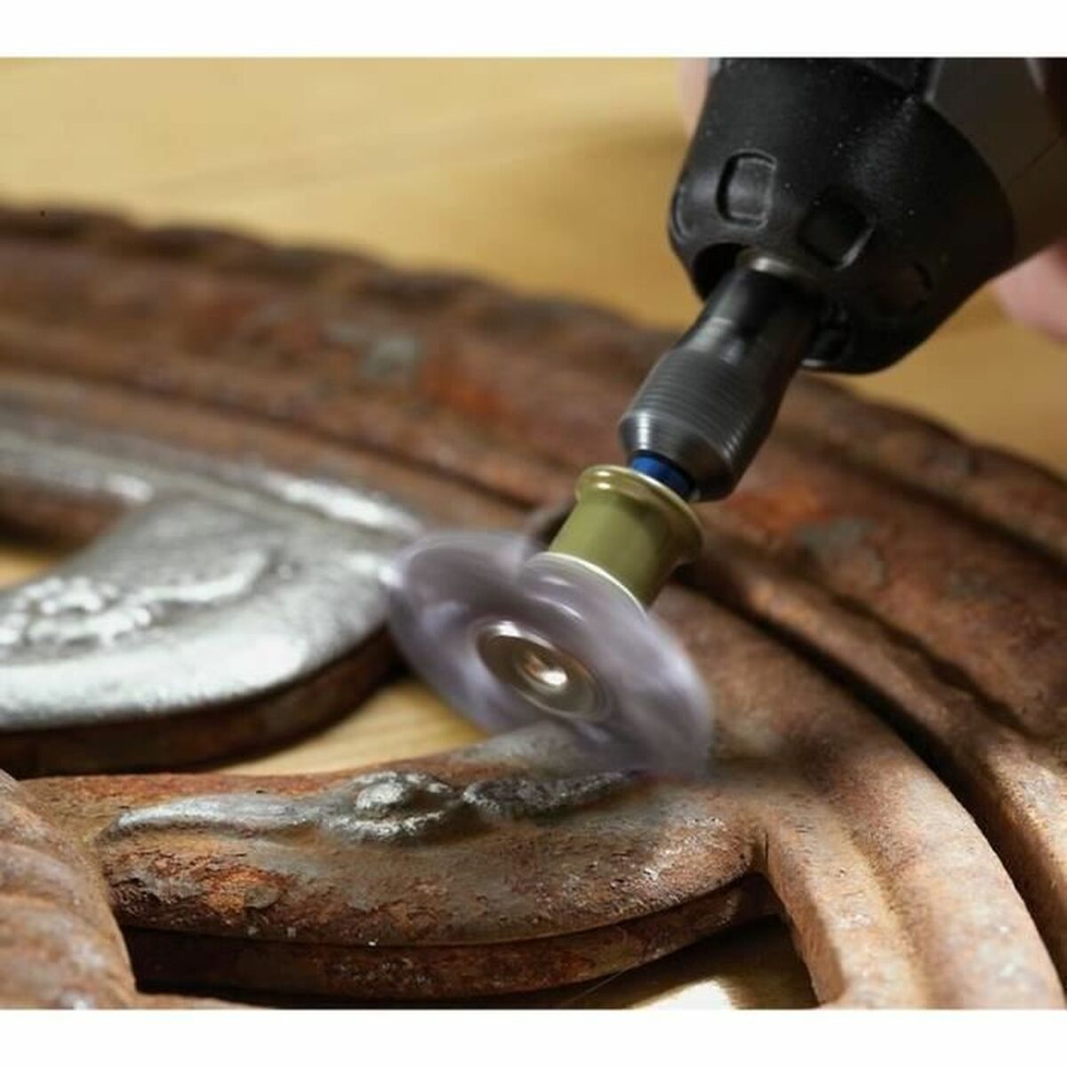 V7H374AA3DE3777DC9F8721A61664C92331R7366190P2