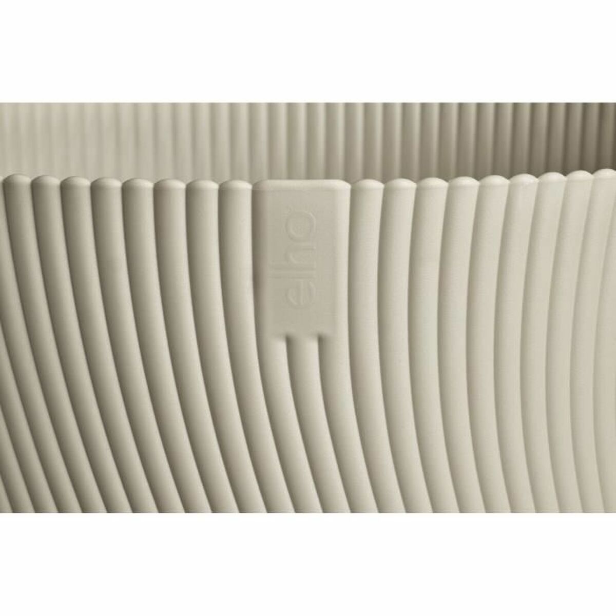 V4H766479A12CD545B951BC3AB2870CC0A2R5529184P3