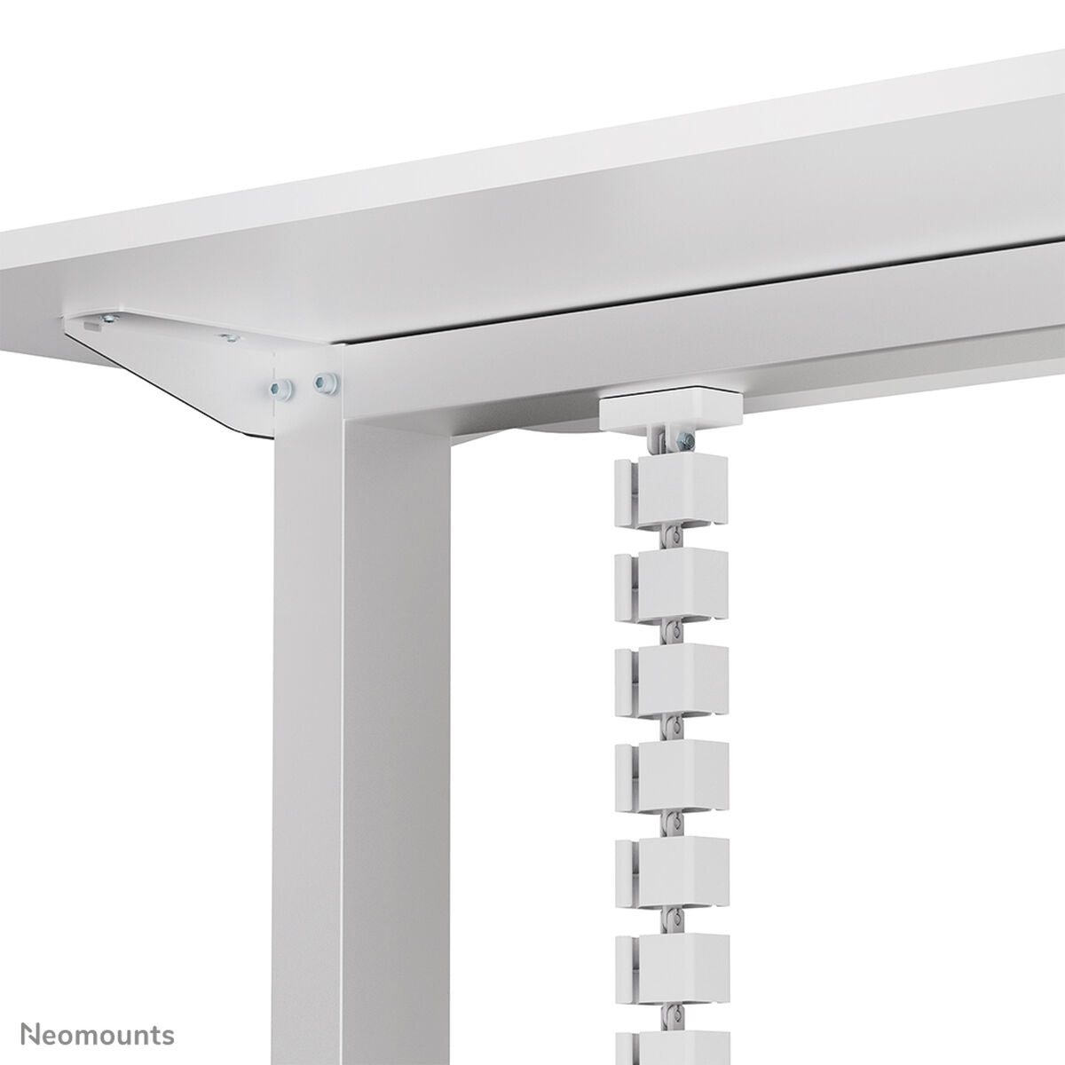 V3H6DB3E4EABA9610D60D6A7DC30AED05BFR7239207P7