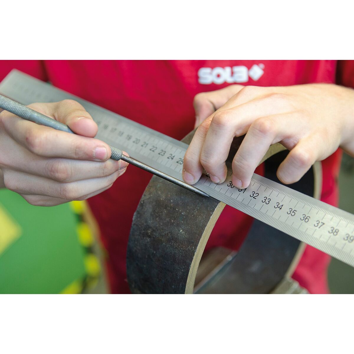 V3H281304A94F7DC0F80C31F79B6B67D3BDR6975399P3