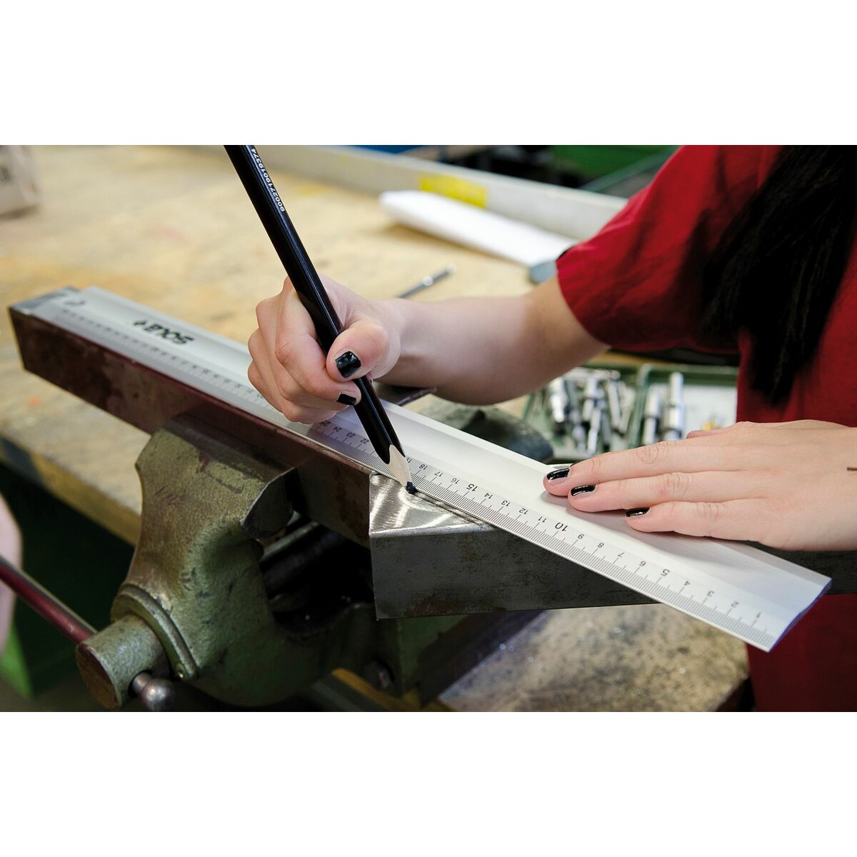 V3HD5FC43931CD41E06064B06CA9AED5064R6975463P3