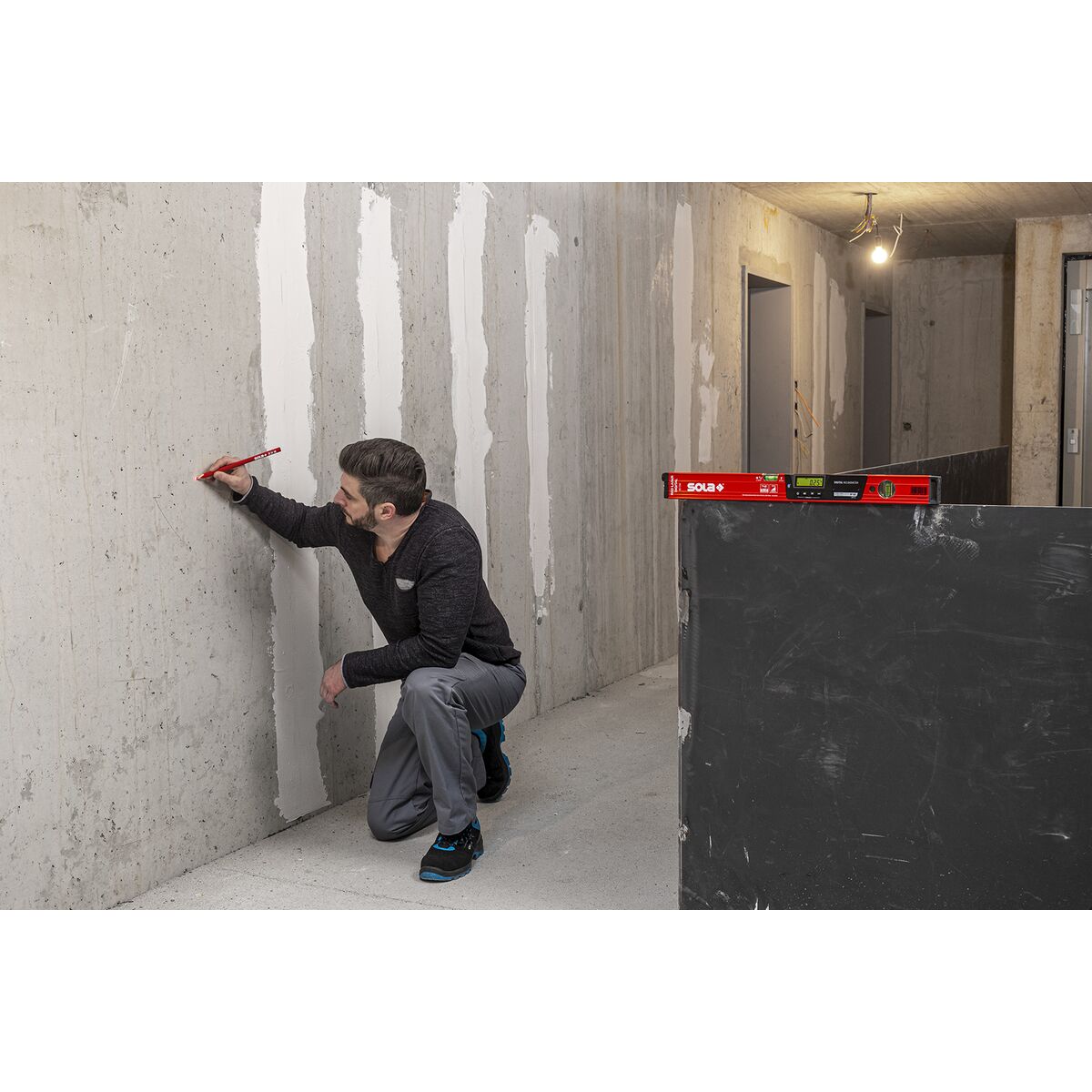 V5HEE905CB8C059EC176E18C5D6565F75F0R6620185P10