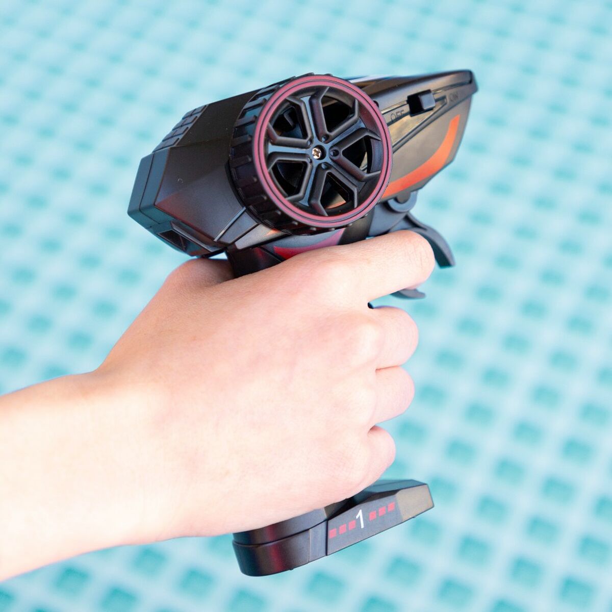 V6HE61E8C0267A567B5F8480B2D9DF46B52R5424120P6